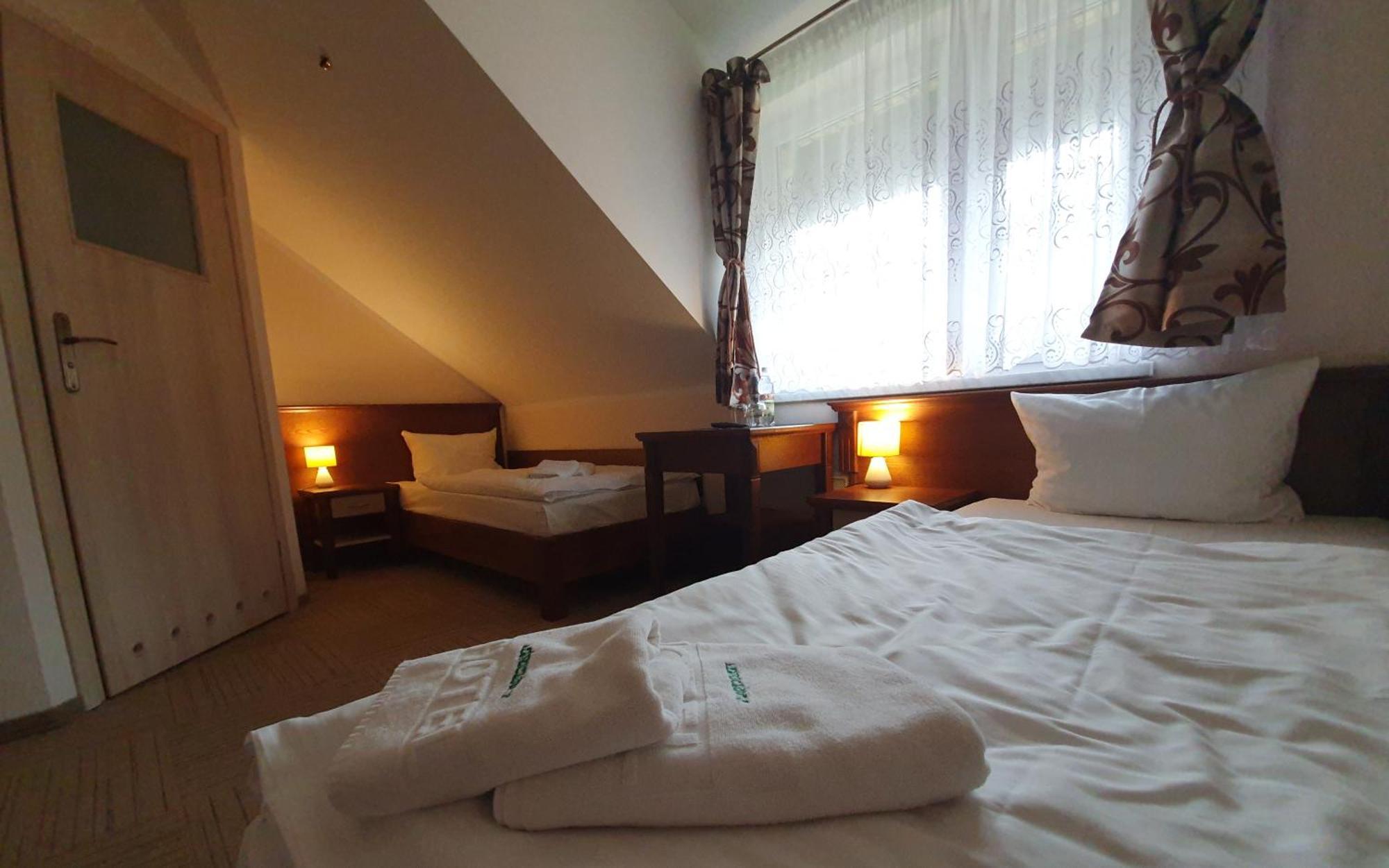 Pensjonat Lesniczowka Słubice Zimmer foto